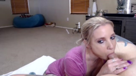 carrieann6995  21-03-2022